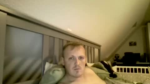 matzejohannsen97 online show from November 22, 2025, 5:34 pm