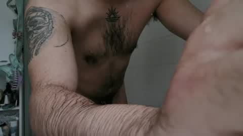 Snapshot of mau9322 chatting on July 1, 2026, 9:11 am Miau93420 online show from July 1, 2026, 9:11 am