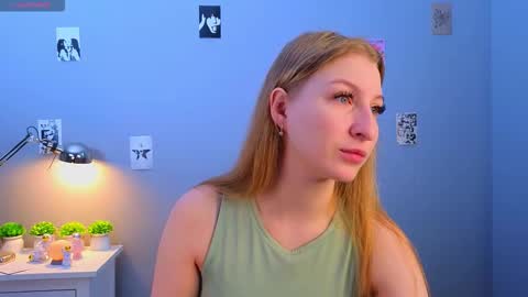 Snapshot of maureencoombs chatting on November 20, 2025, 4:12 am maureencoombs online show from November 20, 2025, 4:12 am