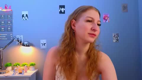 Snapshot of maureencoombs chatting on November 21, 2025, 4:11 am maureencoombs online show from November 21, 2025, 4:11 am