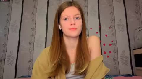Snapshot of maurineneverman chatting on June 29, 2026, 8:20 am Lucy online show from June 29, 2026, 8:20 am