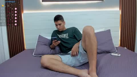 mauro_boy online show from June 20, 2026, 7:38 pm