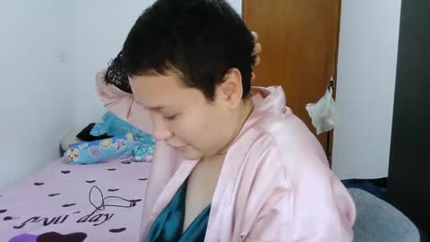 mauroluxandra online show from January 9, 2026, 8:43 pm