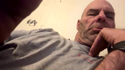 Snapshot of maverick7000 chatting on December 21, 2024, 5:40 pm maverick7000 online show from December 21, 2024, 5:40 pm