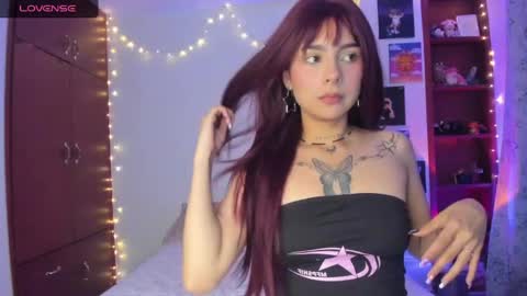 Snapshot of mavimist_ chatting on June 24, 2026, 1:04 am mavimist_ online show from June 24, 2026, 1:04 am