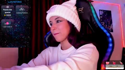 Hilary online show from September 18, 2025, 11:07 pm