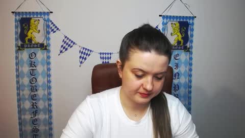 MavkaCute online show from September 24, 2025, 6:11 pm