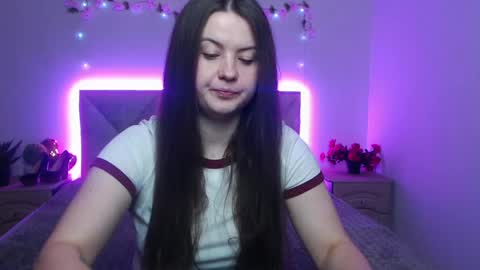 MavkaCute online show from May 19, 2026, 6:03 pm