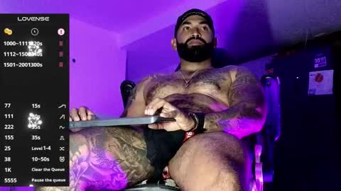 Snapshot of max__prada chatting on February 16, 2026, 1:35 am max__prada online show from February 16, 2026, 1:35 am