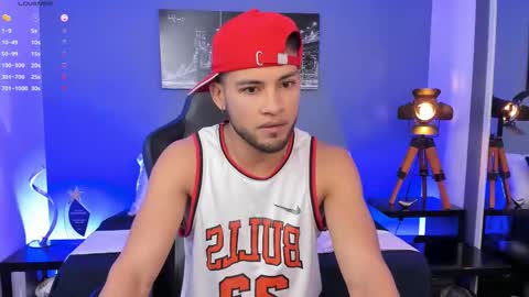 Max Conor online show from October 10, 2025, 12:15 pm