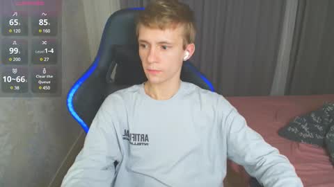 Max Gen with tats 24years  And Ethan without tats 20 years online show from January 28, 2025, 11:07 pm