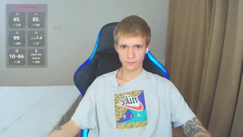 Max Gen with tats 24years  And Ethan without tats 20 years online show from February 22, 2025, 10:20 pm