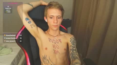 Max Gen with tats 24years  And Ethan without tats 20 years online show from March 3, 2025, 5:39 pm