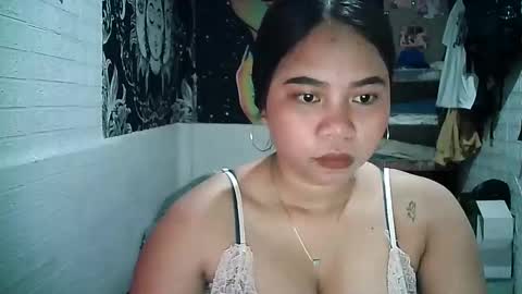 max_lovely123 online show from May 17, 2026, 10:22 am