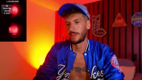 Max Taylor online show from November 4, 2025, 12:43 am