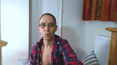 Max Davies online show from February 6, 2026, 1:03 pm