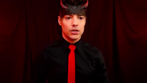 Snapshot of maxhughes chatting on October 29, 2025, 2:58 am Max Hughes online show from October 29, 2025, 2:58 am