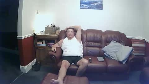 MAX online show from January 18, 2025, 8:51 pm