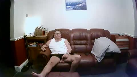 MAX online show from February 22, 2025, 1:00 am