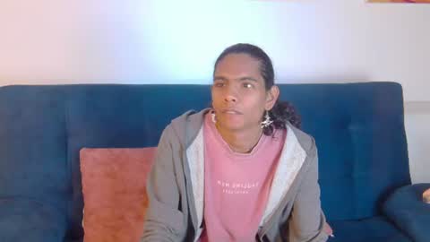 Maxi  Max online show from June 19, 2026, 8:12 pm
