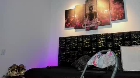 maximo_morelli online show from October 27, 2025, 5:06 pm