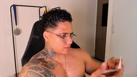 Maximoscott online show from November 14, 2025, 12:31 am