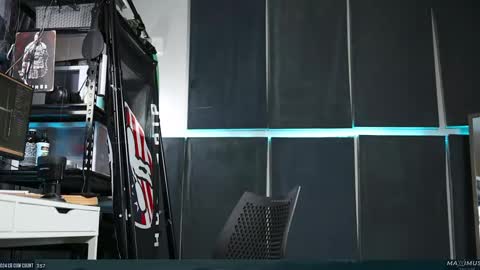 Snapshot of maximus_787 chatting on March 12, 2025, 11:44 pm Maximus7871 online show from March 12, 2025, 11:44 pm