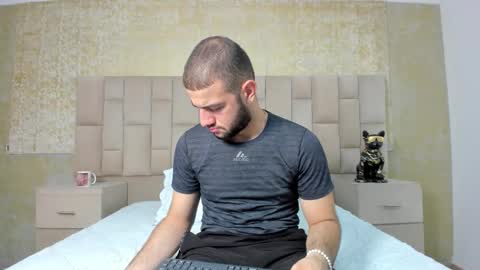 Maximus online show from October 22, 2025, 2:56 am