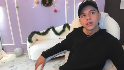 Maximus online show from December 21, 2024, 12:38 pm