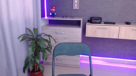 maximus online show from November 22, 2025, 7:46 pm