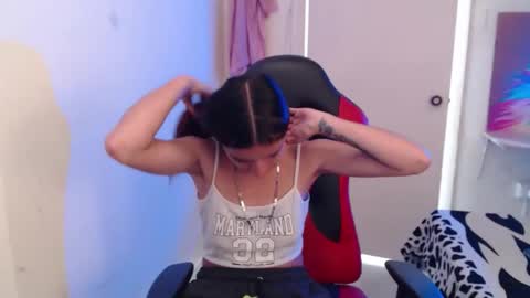 maxinesex_ online show from December 15, 2025, 3:05 pm