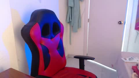 maxinesex_ online show from February 24, 2026, 3:21 pm