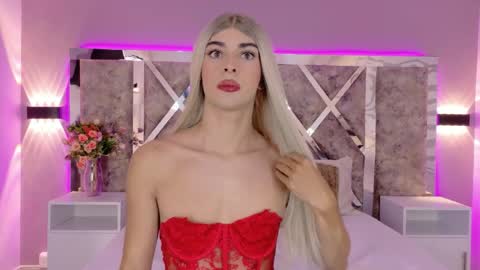 Maxi Rogers online show from March 14, 2026, 11:37 am