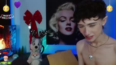 Max online show from December 18, 2024, 7:58 am