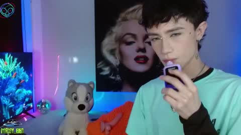 Max online show from March 7, 2025, 5:29 am