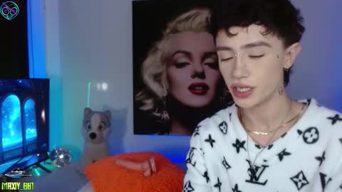 Max online show from September 30, 2025, 3:22 am