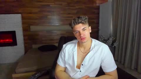 MaxKaiden online show from March 11, 2026, 6:08 am