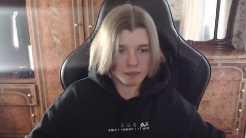 Max online show from December 12, 2024, 11:29 am