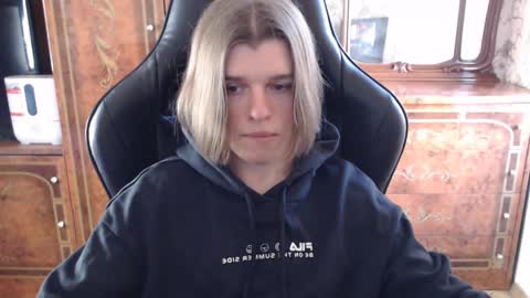 Max online show from February 22, 2025, 1:57 pm