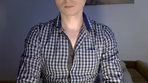 Snapshot of maxrelax90 chatting on January 6, 2026, 1:37 pm maxrelax90 online show from January 6, 2026, 1:37 pm