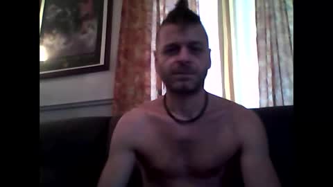 MaxTheWolf online show from November 1, 2025, 7:05 pm