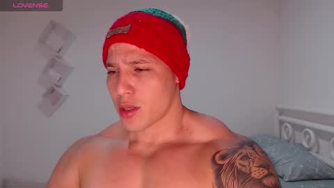 Max online show from December 18, 2025, 7:47 am