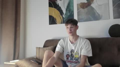 Snapshot of maxwellchik chatting on September 14, 2025, 4:39 pm maxwellchik online show from September 14, 2025, 4:39 pm