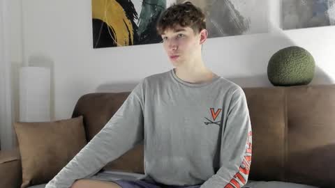 Snapshot of maxwellchik chatting on October 6, 2025, 3:42 pm maxwellchik online show from October 6, 2025, 3:42 pm