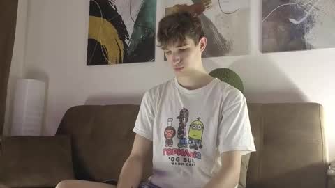 Snapshot of maxwellchik chatting on October 30, 2025, 4:08 pm maxwellchik online show from October 30, 2025, 4:08 pm