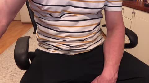 Max online show from January 7, 2025, 5:43 am