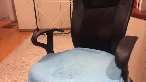 Max online show from January 7, 2026, 7:00 am