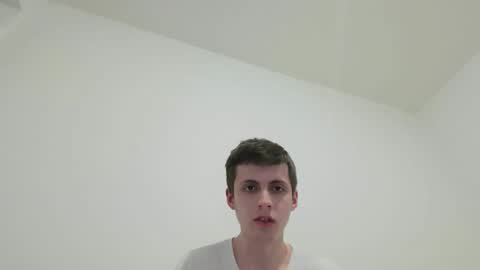 maxxcool12 online show from May 19, 2026, 10:05 pm