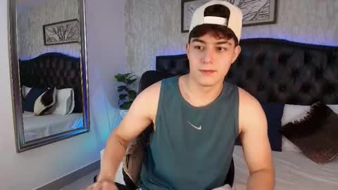 Maxxi online show from November 17, 2025, 6:24 pm