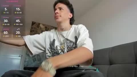 Snapshot of maxxx_bigcock chatting on June 22, 2026, 9:01 pm Max online show from June 22, 2026, 9:01 pm